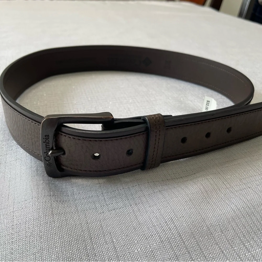 Columbia Men’s Casual Synthetic Leather Comfort Belt Brown Size 34 NWT